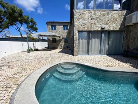 Moradia T3 remodelada com piscina e jardim para arrendamento em Alcoitão - Photo 2