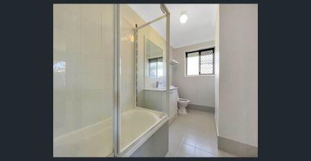 Perfect Family Home - Photo 3