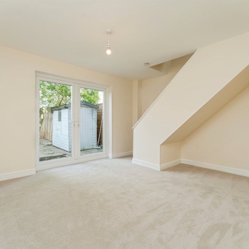 Ash Tree Close - Photo 1