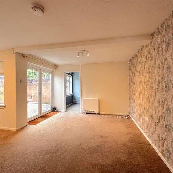 Queens Court, Ledbury, Herefordshire, HR8 - Photo 1