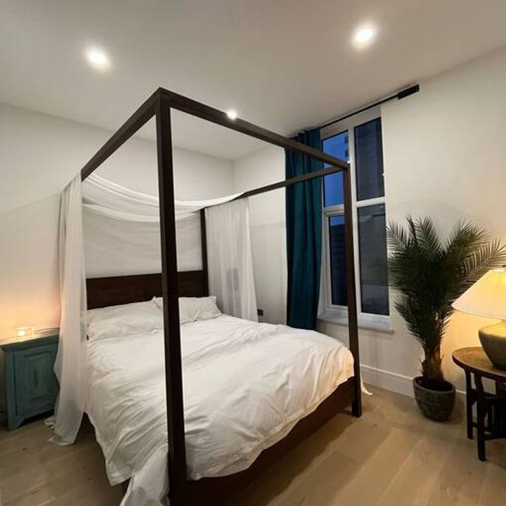 Boroughgate - Photo 1