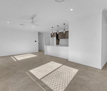 New Build House in South Meclean! 5 Bedrooms with A/C-Double Garage - Photo 1