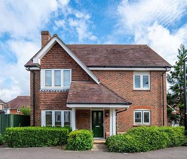 Macdowell Road, Guildford, GU2 - Photo 1