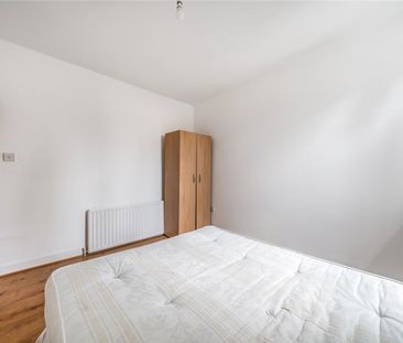 Beresford Road, N8, London - Photo 2