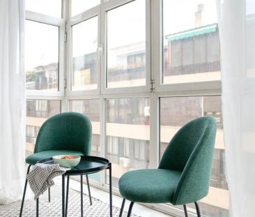 Room in a shared 6-bedroom apartment for rent in Alicante, professi... - Photo 1