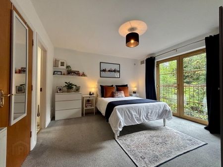 19 Forestgrove, Belfast, BT8 6AR - Photo 4