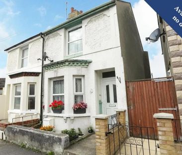2 bedroom semi-detached house to rent - Photo 5
