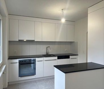 For rent in Büetigen: renovated 4.5-room apartment with garden - Photo 2