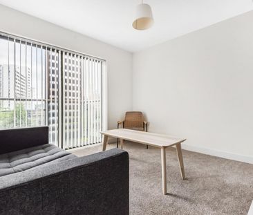 1 bedroom Flat To Let Total Size: 549 SQ FT - Photo 6