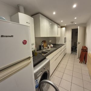 Location Appartement 1 pièce 10m² LILLE 59260 - Photo 2