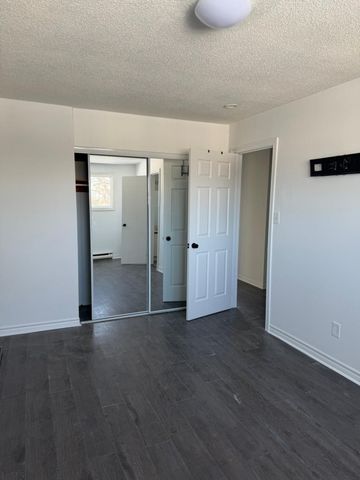 For Lease - 1577 Norwill Crescent, Oshawa, Ontario - Photo 3