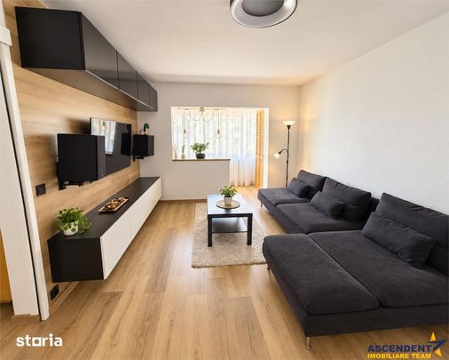 Imobil 2 camere, decomandat, complet renovat 2024, Grivitei, Brasov - Photo 1
