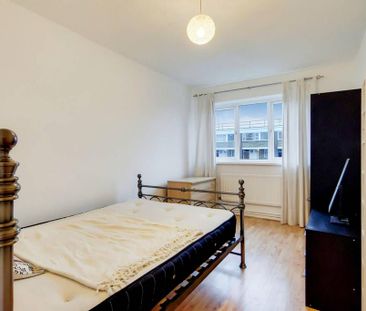 3 bedroom flat to rent - Photo 1