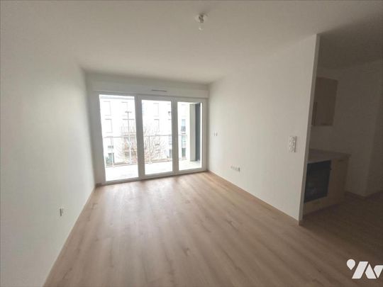 REIMS - Boulevard POMMERY - VILLA LOUISE - 3 PIECES - Photo 1