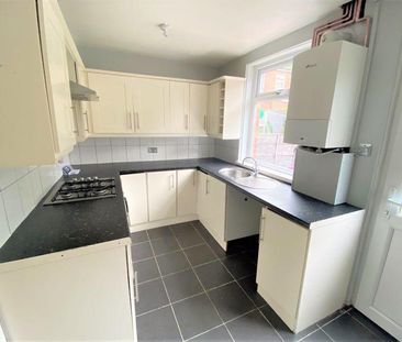 2 bedroom terraced house to rent - Photo 5