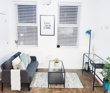 3 bedroom flat to rent - Photo 6