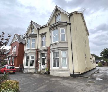Lytham Road, Blackpool, FY4 1JQ - Photo 2