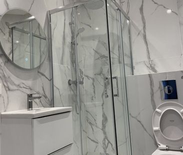Location Appartement 2 pièces 38m² PARIS 5ème - Photo 2