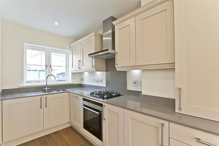 2 bedroom terraced house to rent - Photo 3