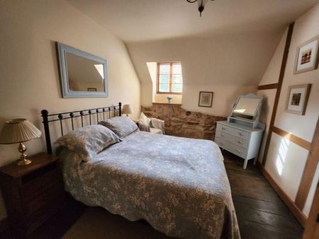 2 bedroom semi-detached house to rent - Photo 5