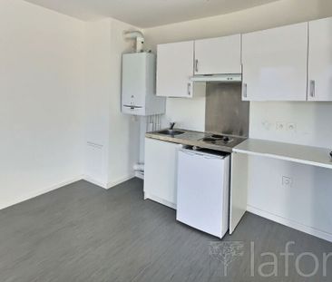 Apartment - Photo 2