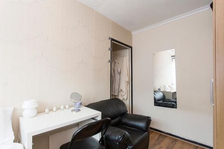 Room in a Shared House, Sambrook House, E1 - Photo 4