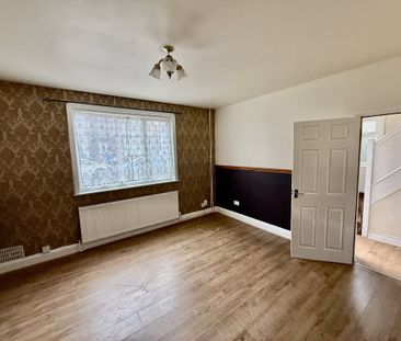 Newly redecorated 3-bed semi in Cavendish, Derby. Freshly painted w... - Photo 1