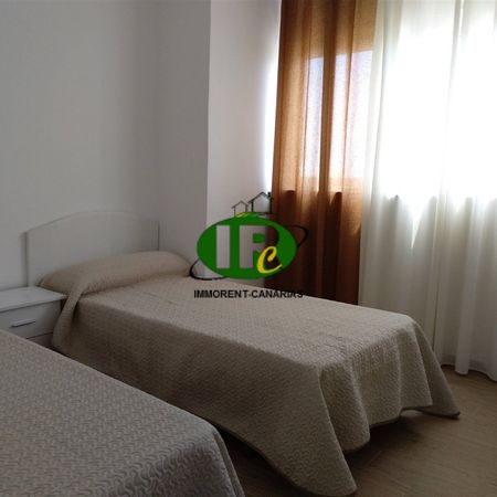 Apartment with 2 bedrooms on the upper floor with elevator and nice terrace - Photo 3