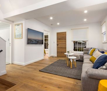 Enchanting 4 Bedroom Family Home - Photo 1