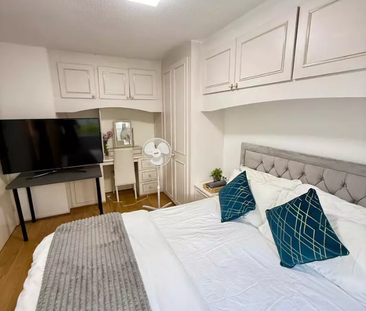 1 bedroom in a house share to rent - Photo 4