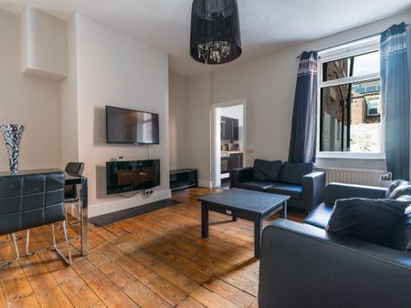 3 bedroom ground floor flat to rent - Photo 4