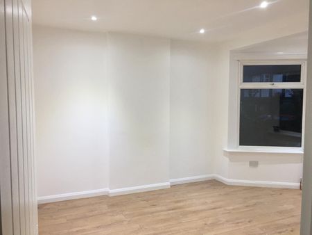 2 Bed Maisonette, Kenmere Gardens, HA0 - Photo 2