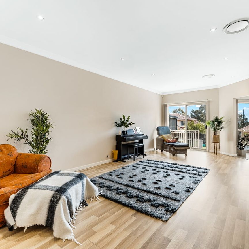 Perfect Family Home - Photo 1