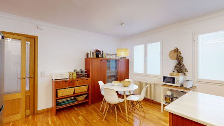 Apartamento de alquiler en El Mercat - Photo 2
