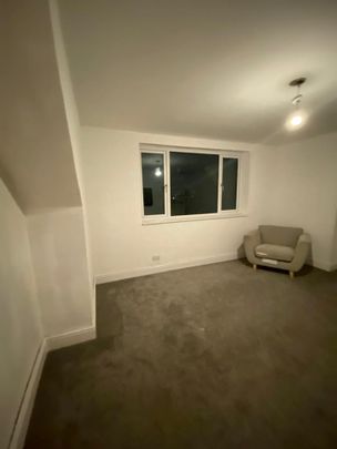 4 Bed Semi-Detached House, Nixon Avenue, LS9 - Photo 1