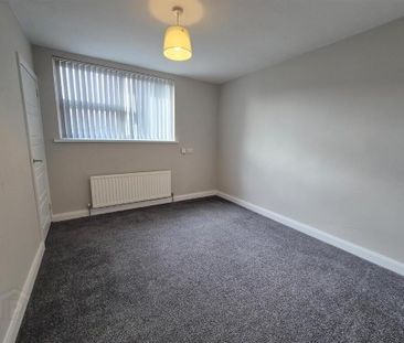 4a Innishargie Gardens, Bangor, BT19 1SN - Photo 4