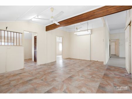 48 Eton Street, West Rockhampton - Photo 4