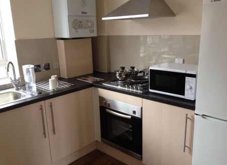 Room in a Shared Flat, London, E16 - Photo 5