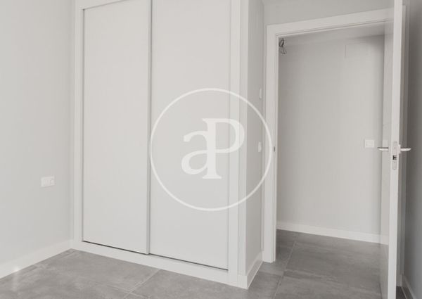 Flat for rent in Badalona