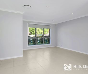 Commanding exquisite transportation convenience - Photo 1