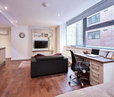 Studio to rent - Photo 2