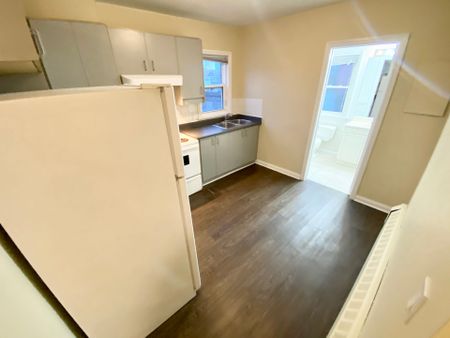 For Lease - 2A Thyra Avenue Unit# 201, Toronto, Ontario - Photo 2
