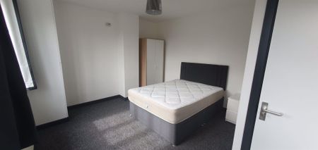 Wallscourt Road, Filton, Bristol - Photo 4