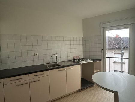 Location Appartement 2 pièces 68m² ALBI 81000 - Photo 4