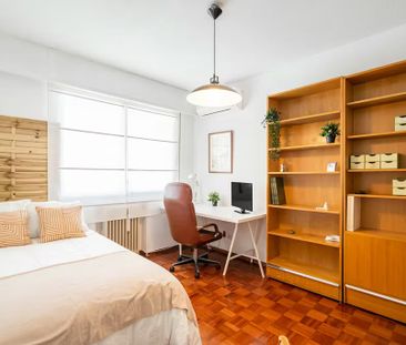 Avenida de los Toreros, Madrid, Community of Madrid 28028 - Photo 6