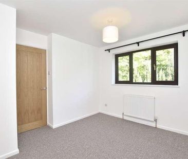 Staddlestones, Midsomer Norton, Radstock, Somerset, BA3 - Photo 5