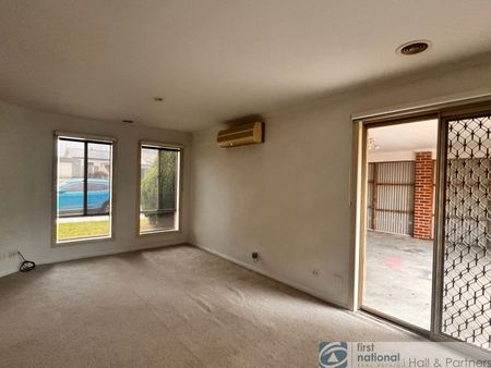 40 Alma Road, Hampton Park - Photo 2