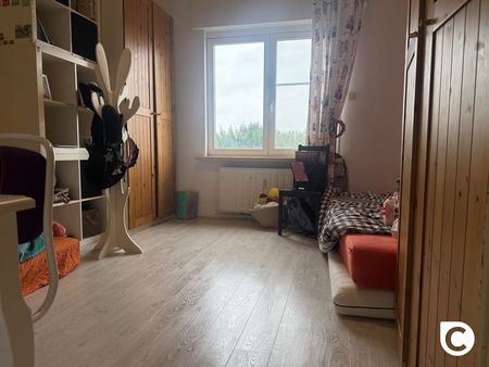 Appartement te huur - foto 2