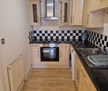 1 Bed Flat, Princess Lodge, LU1 - Photo 2