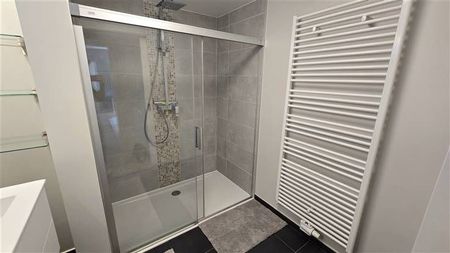 Appartement te huur - Foto 3